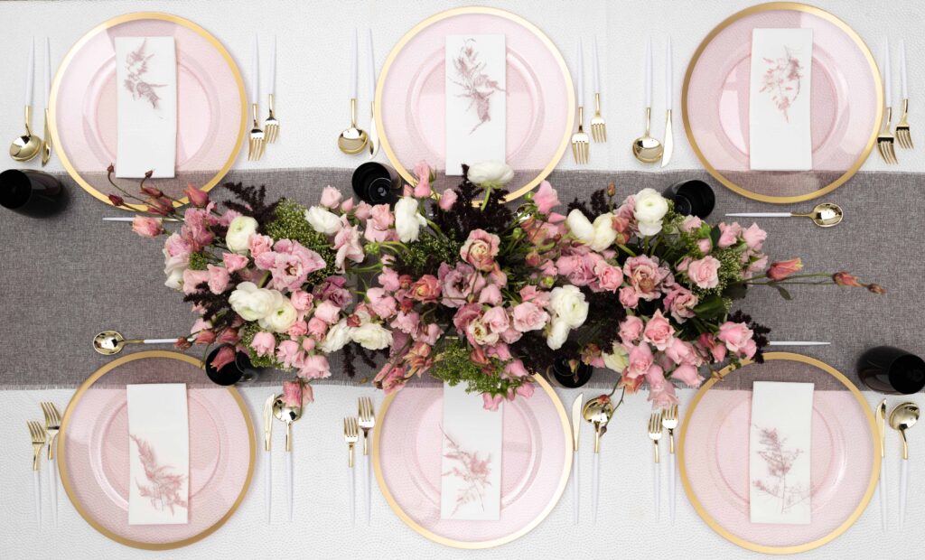 Plastic Party Charger Plates Household Supplies Disposable Plastic Charger Plates Bbq plates fancy disposable charger plates heavy duty Charger plates classic elegant sturdy Charger plates reusable wedding dinner salad dessert Charger plates catering high quality birthday anniversary charger plating