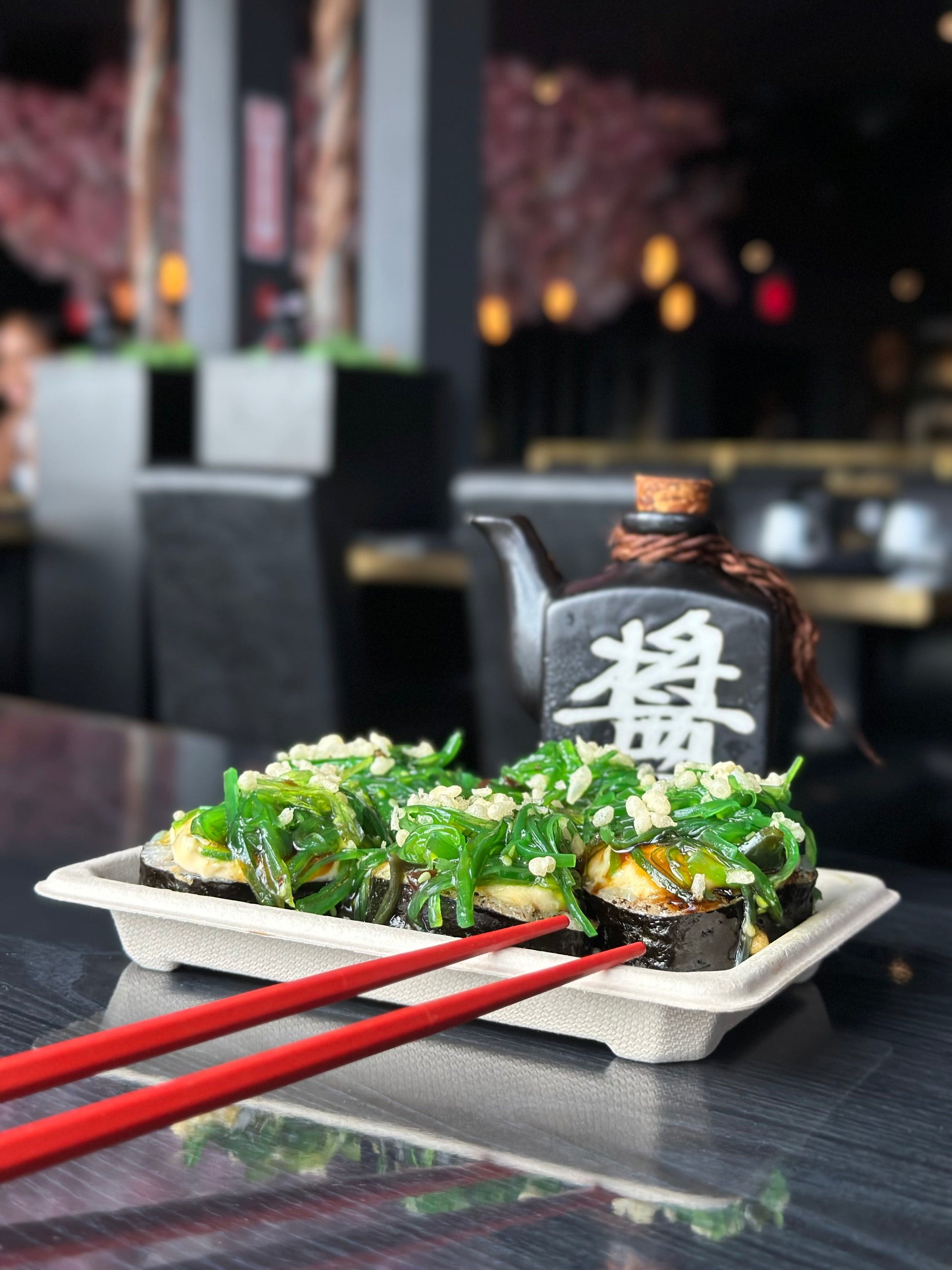 Compostable Packaging, Sustainable Sushi Tray, Eco-Friendly Food Packaging, Biodegradable Sushi Platter, Green Packaging Solution, Environmentally Friendly Tray, Zero-Waste Sushi Packaging, Bioplastics Sushi Tray, Earth-Friendly Sushi Container, Organic Waste Composting, Biodegradable Food Service, Natural Fiber Sushi Platter, Eco-conscious Sushi Packaging, Compostable Takeout Container