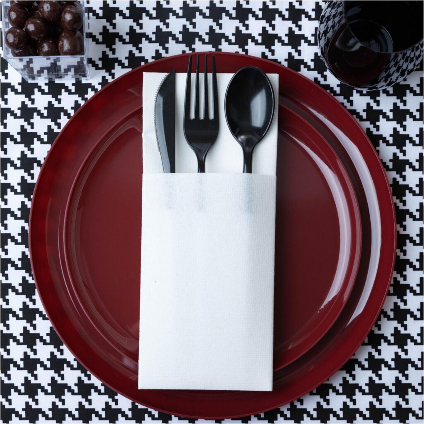 Plastic Tableware Cranberry Red Plates Edge Collection Dinner Party Set